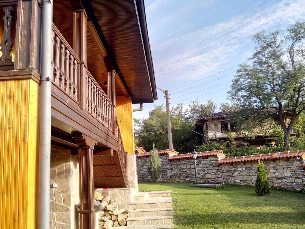 Sinabovite Houses Badevtsi Exterior photo